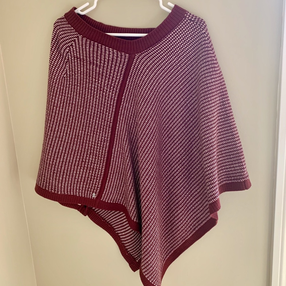 LULULEMON PONCHO 💫 - Picture 7 of 7